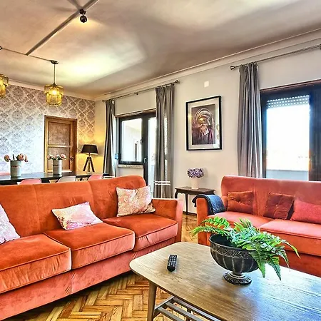 Apartment Apolonia *